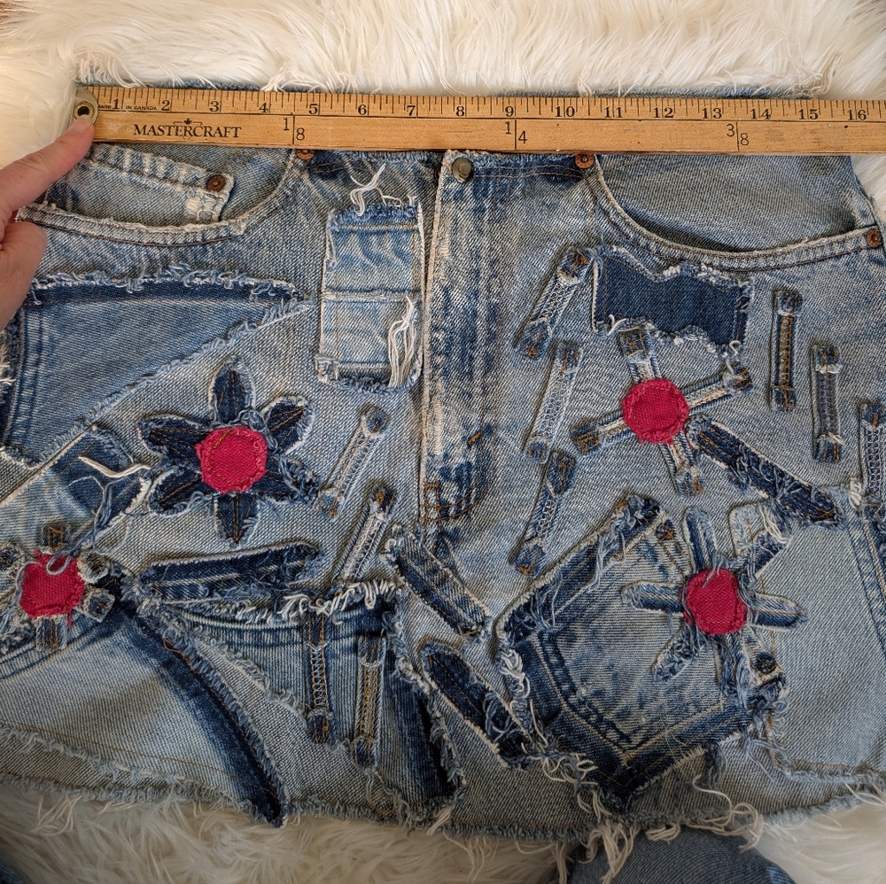 Ed Hardy Reworked Y2k Levi's Denim Mini Skirt 30 - Picture 4 of 8